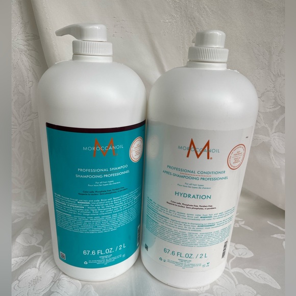 Moroccanoil professional Shampoo&Conditioner 67.6oz Duo Set PRICE IS FIRM - Picture 1 of 5